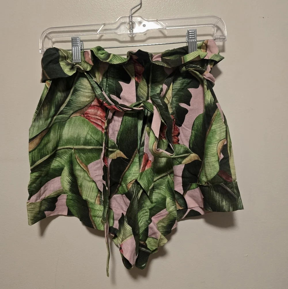 NWOT Farm Rio Pink Palms Paperbag Shorts - Picture 2 of 6